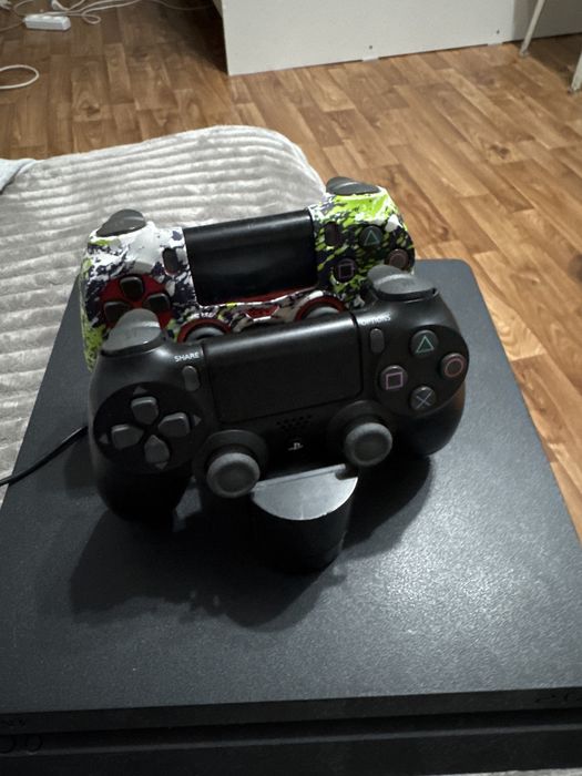 Sony PlayStation 4
