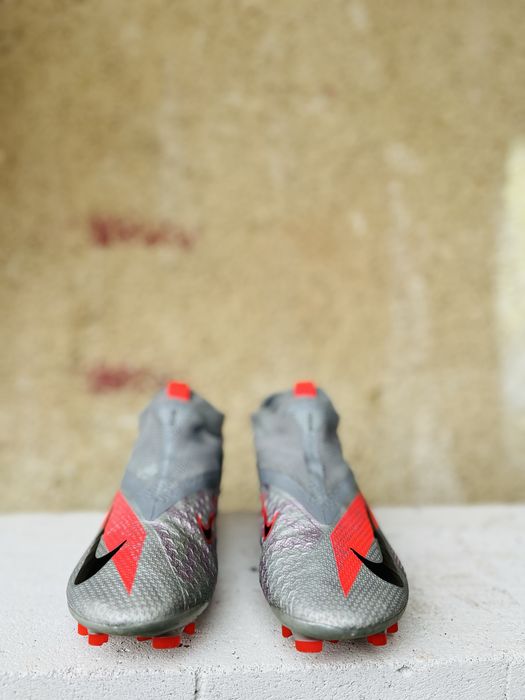 Crampoane nike phantom adidas puma mercuriale fotbal