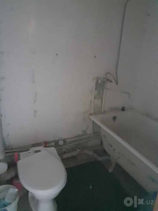 Qarshi shaxridan 1 xonali uy sotiladi