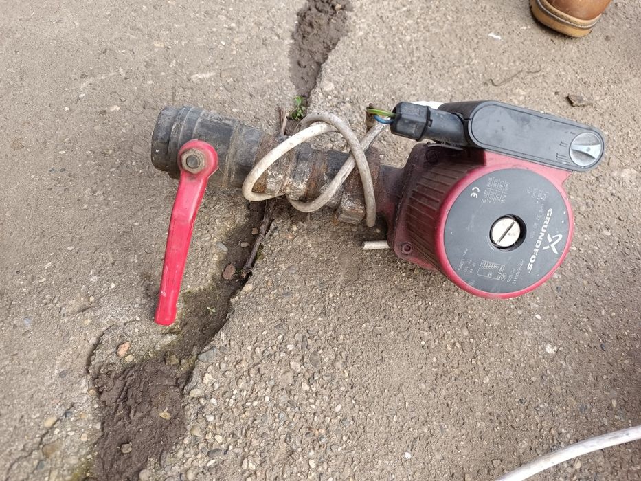 Pompa GrundFos UPS 32-80 180