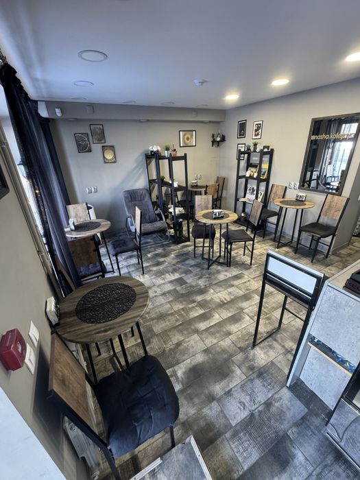 Продам столы и стулья