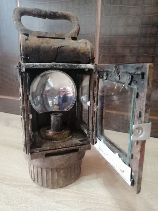 Lampa militara germana cu carbid