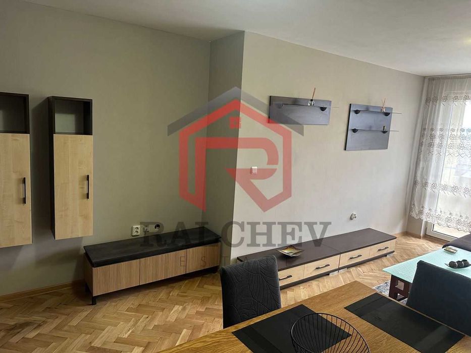 Дава се под наем Тристаен апартамент в Варна, Трошево - 85 кв.м за 598.23 € - Снимка #4