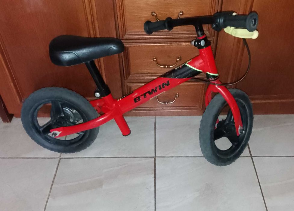детско balance bike b'twin runride 520 10" с ръчна спирачка