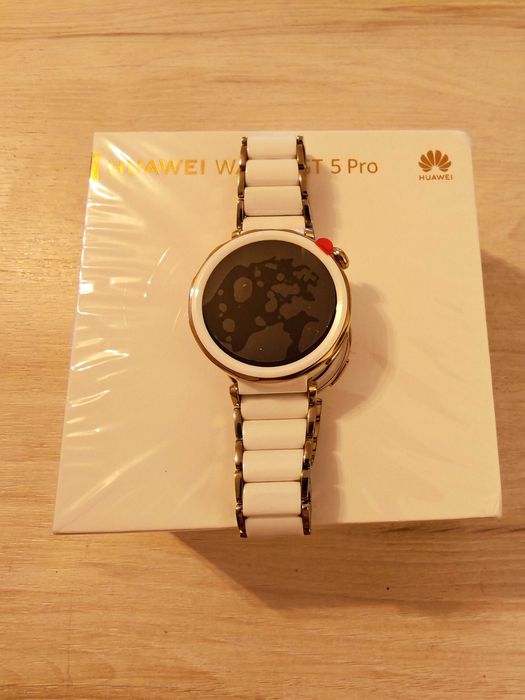 КАТО НОВ Huawei Watch GT 5 Pro 42mm - Yettel Гаранция 2027