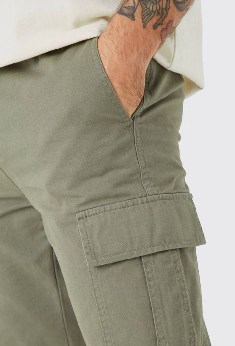 Мъжки карго панталони boohoooMAN - размери 30/S и 34/S-M