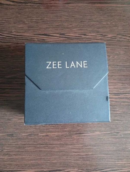 Ceas Zee Lane in cutie originala