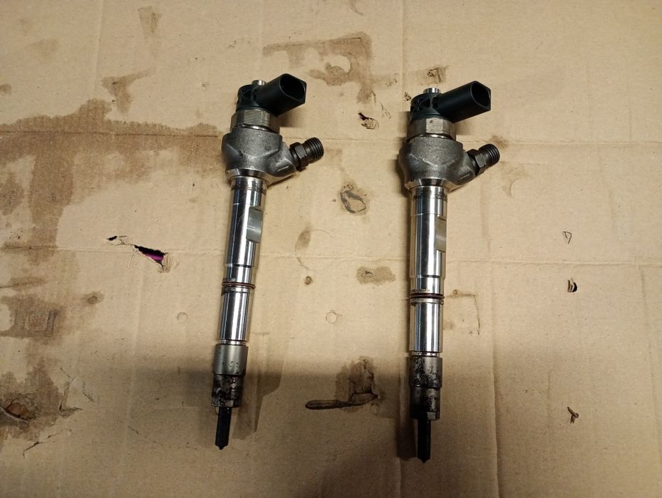 Injector injectoare vw golf 7 2.0tdi vw touran 20tdi euro6 04L130277AE