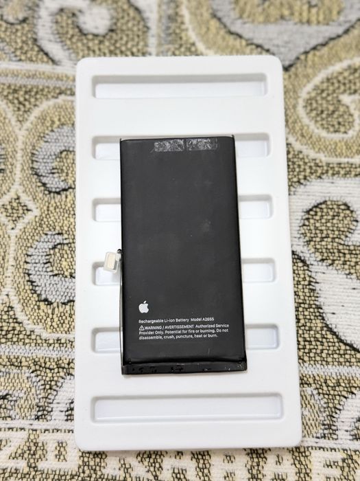 Оригинальный аккумулятор для 13 IPhone