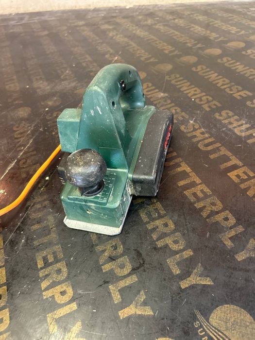 Ренде електрическо абрихт ръчен за дървоБОШ BOSCH