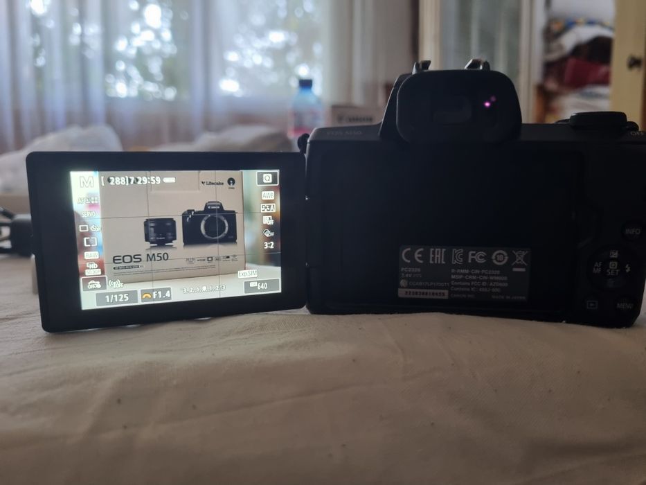 Canon m50 + sigma 30mm 1.4 + kit