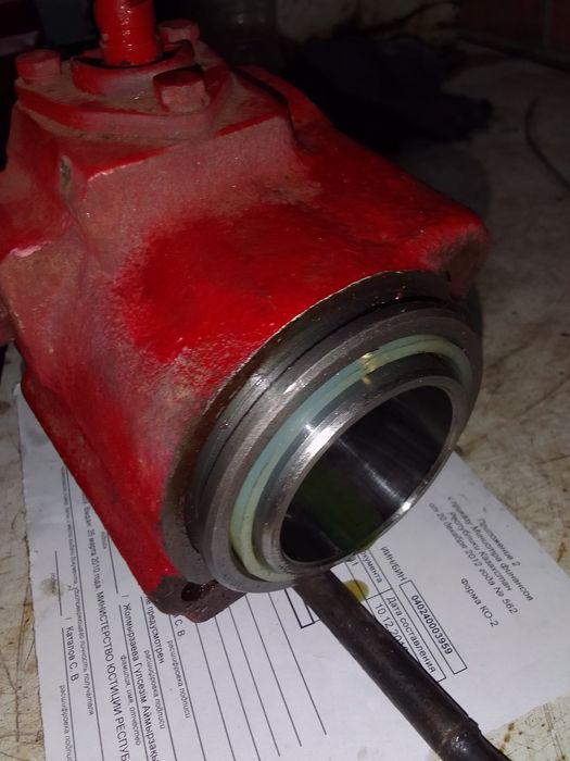 Продам  б/у  распределитель на минитрактор КМЗ.