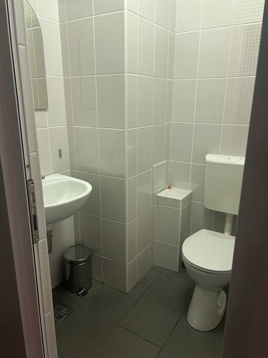 Birouri (Parter + Etaj 1) + Depozit (Parter), în Clădire de Birouri P+2