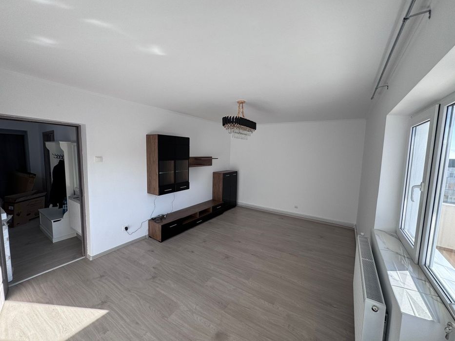 Vand apartament 3 cam