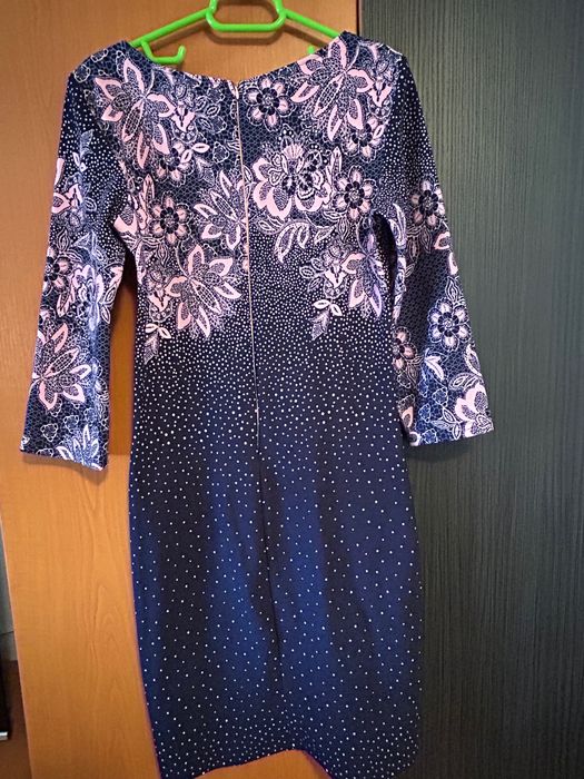 Rochie de zi………..