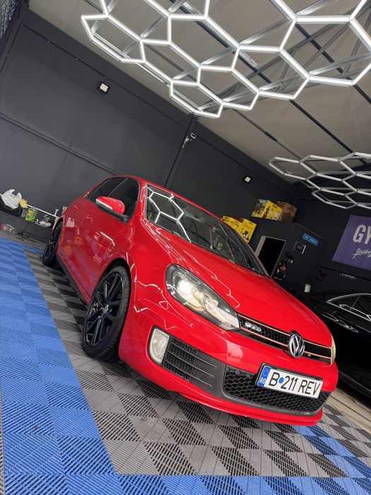VOLKSWAGEN Golf 2010 — imagine 1