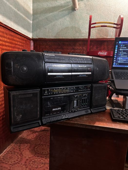 Продавам радио-касетофони