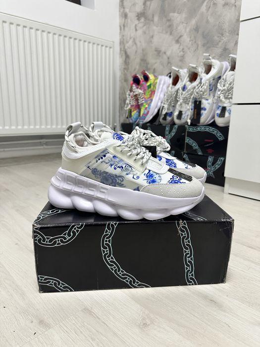 Versace Chain Reaction