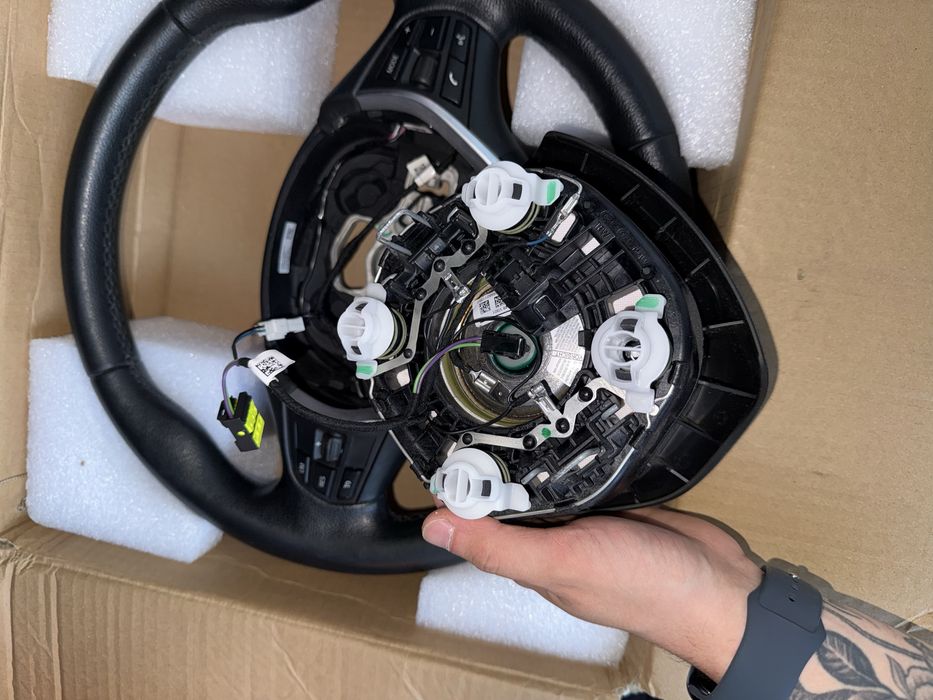 Волан за bmw f30/f31 + AIR bag Оригинален