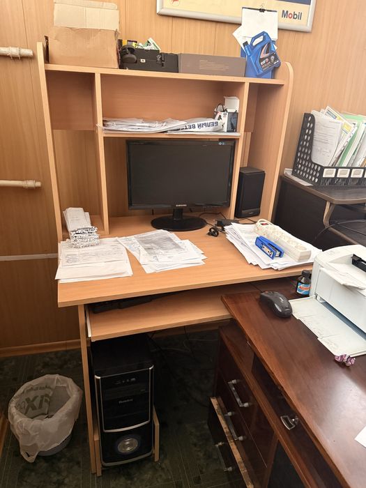 Стол комьютерный продам