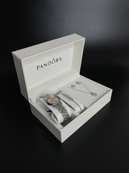 Женские часы. Наручные часы для девушки. Подарки для девушек. Набор