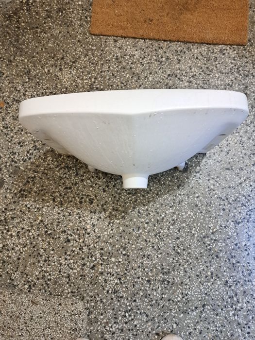 Мивка за баня 50см - 20 лева