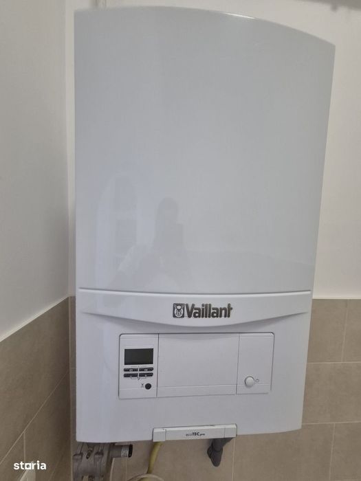 Birou de inchiriat-Piata Sinaia-3 Camere-86MP-Etaj 1-Centrala-800 Euro
