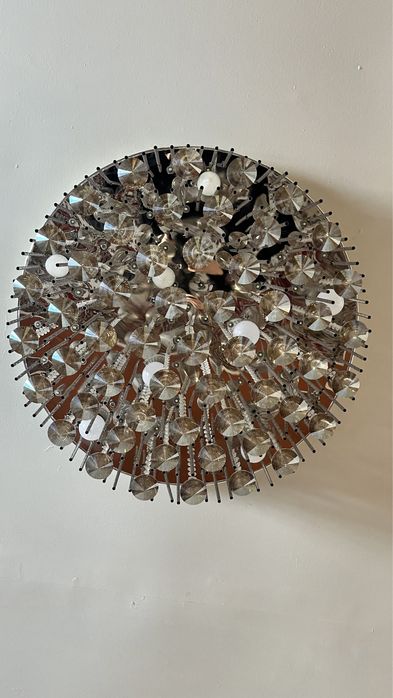 Продается люстра в хорошем состоянии