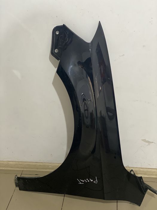 Крыло Пассат Б7