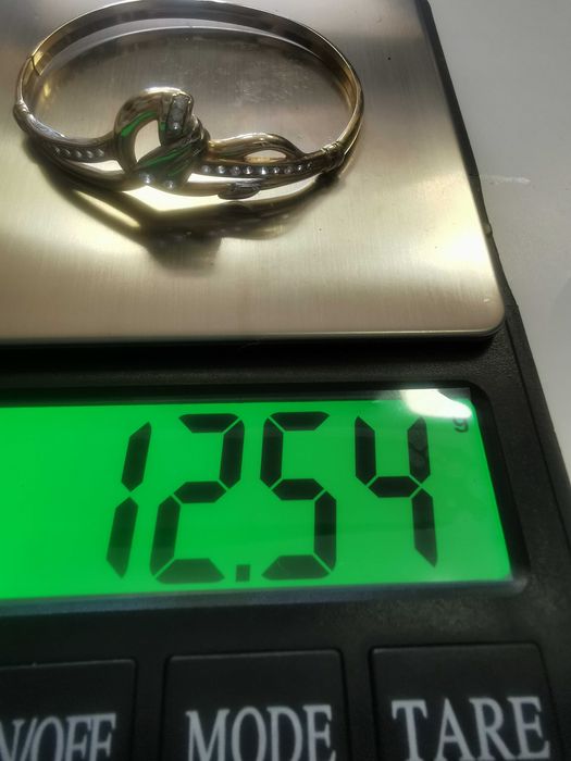 Продавам уникални златни бижута, гривни, синджир с висулка