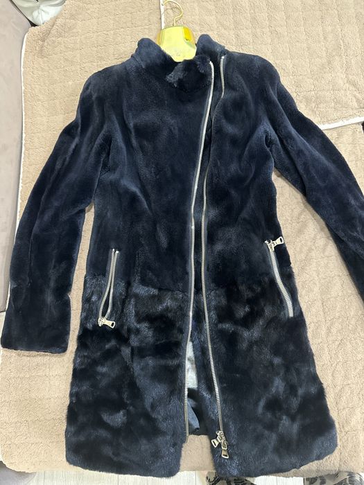 Норковая шуба, в хорошем состоянии.