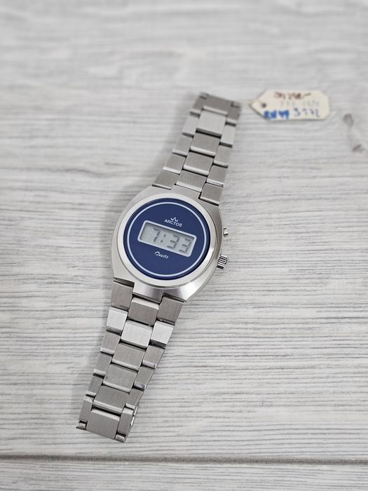 Ceas LCD Arctos 1970 Nos made in Germany de colectie Rar