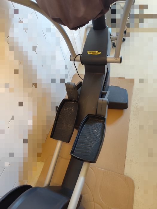 technogym synchro excite 1000 unity elliptical cross trainer