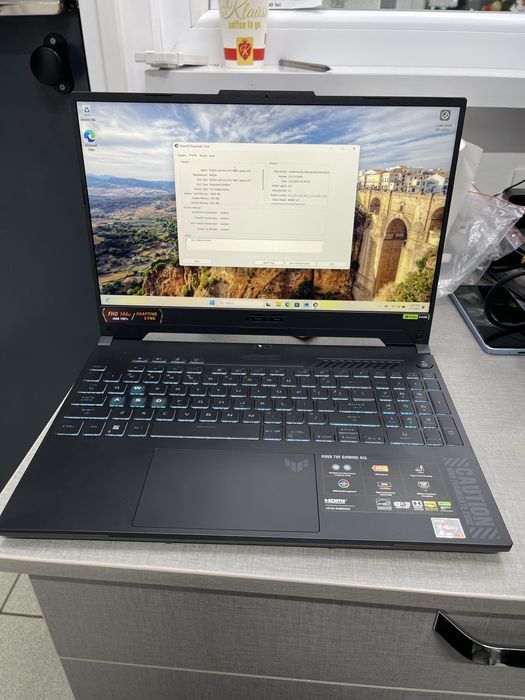ASUS TUF A15 AMD Ryzen 7 // nvidia 4060 // 16 GB RAM // 512 GB SSD
