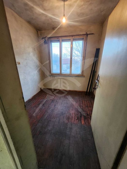 Продава се Къща в с. Мало Конаре, Област Пазарджик - 198 кв.м за 188 €/кв.м - Снимка #7
