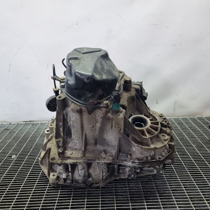 Cutie de viteze manuala Dacia Sandero 2 0.9 B 2012 - 2016 90CP Manuala 5 Trepte H4B 408 ...