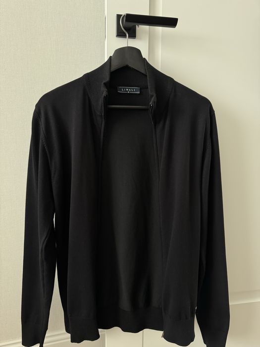 Продам кофты от Zara и брюки