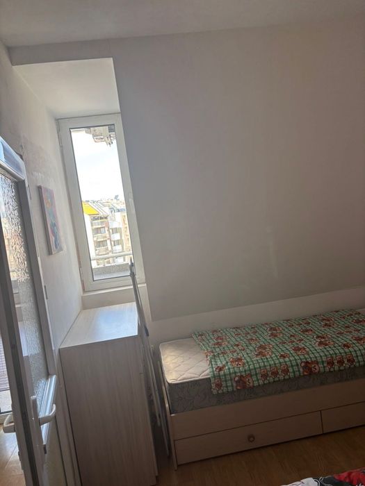 Детско легло с матрак и две чекмеджета за съхранение