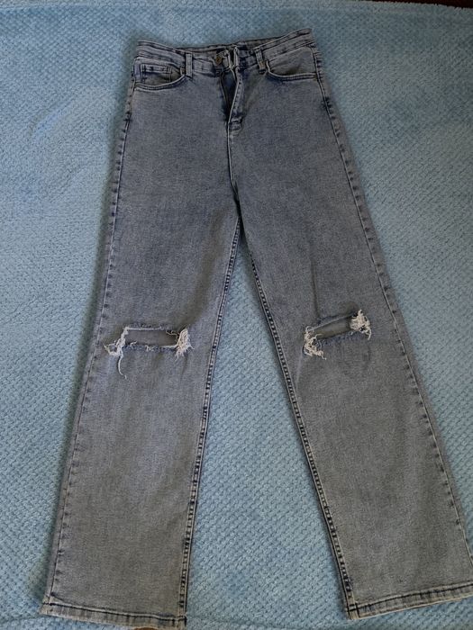 Продам джинсы.