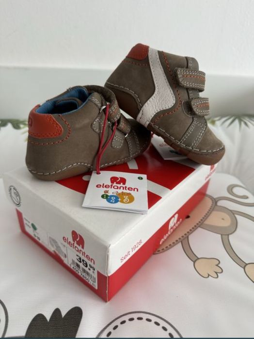 Papucii Elefanten Noi 19