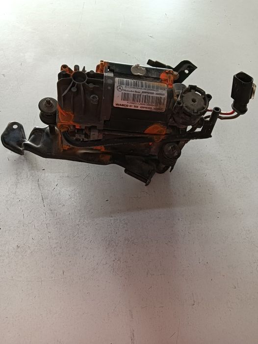 Compresor Suspensie Aer Mercedes-Benz E-Class W211 2002 - 2009
