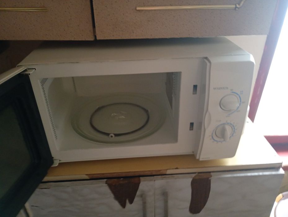 Продам микроволновку