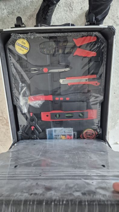 Продам набор инструментов