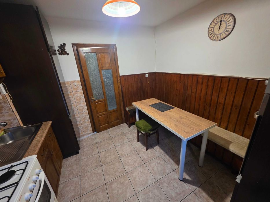 Închiriez apartament spațios – Timișoara, Dâmbovița