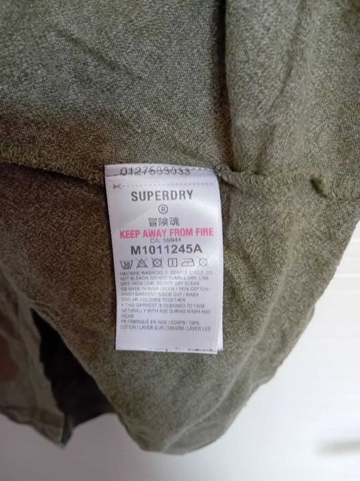 Две оригинални тениски Superdry