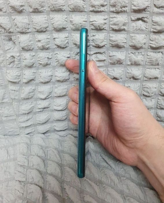 Srochna sotiladi Xiaomi Redmi Note 9 Pro 6/64Gb Orginal igravoy