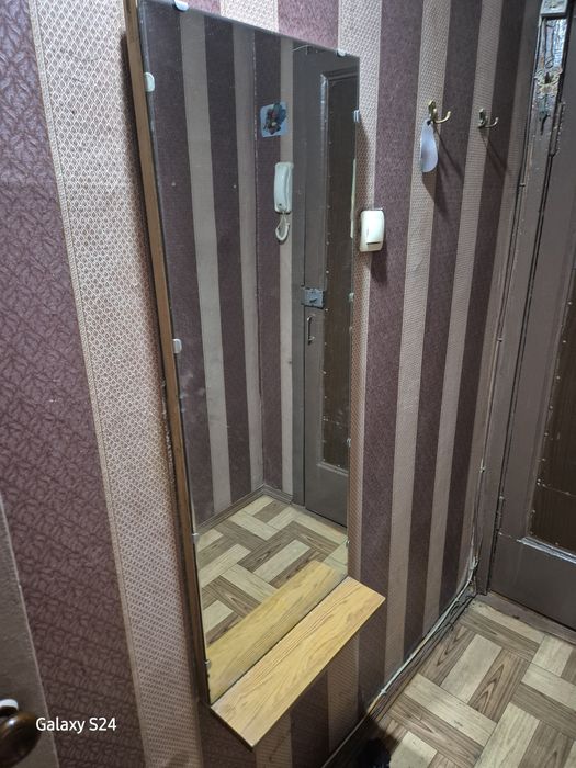 Зеркало в прихожую