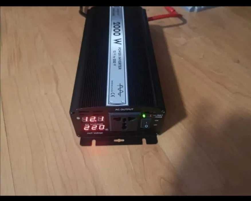 Invertor panouri solare unda pura sinus pur 12V /24V - 220V duce orice