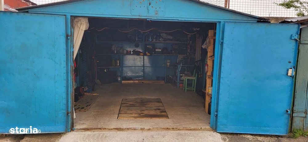 De vanzare apartament cu 2 camere,bucararie spatioasa, garaj