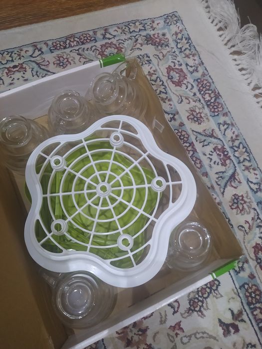 Продаю стеклянные чашки в комплектее- 5 штук.Новые.